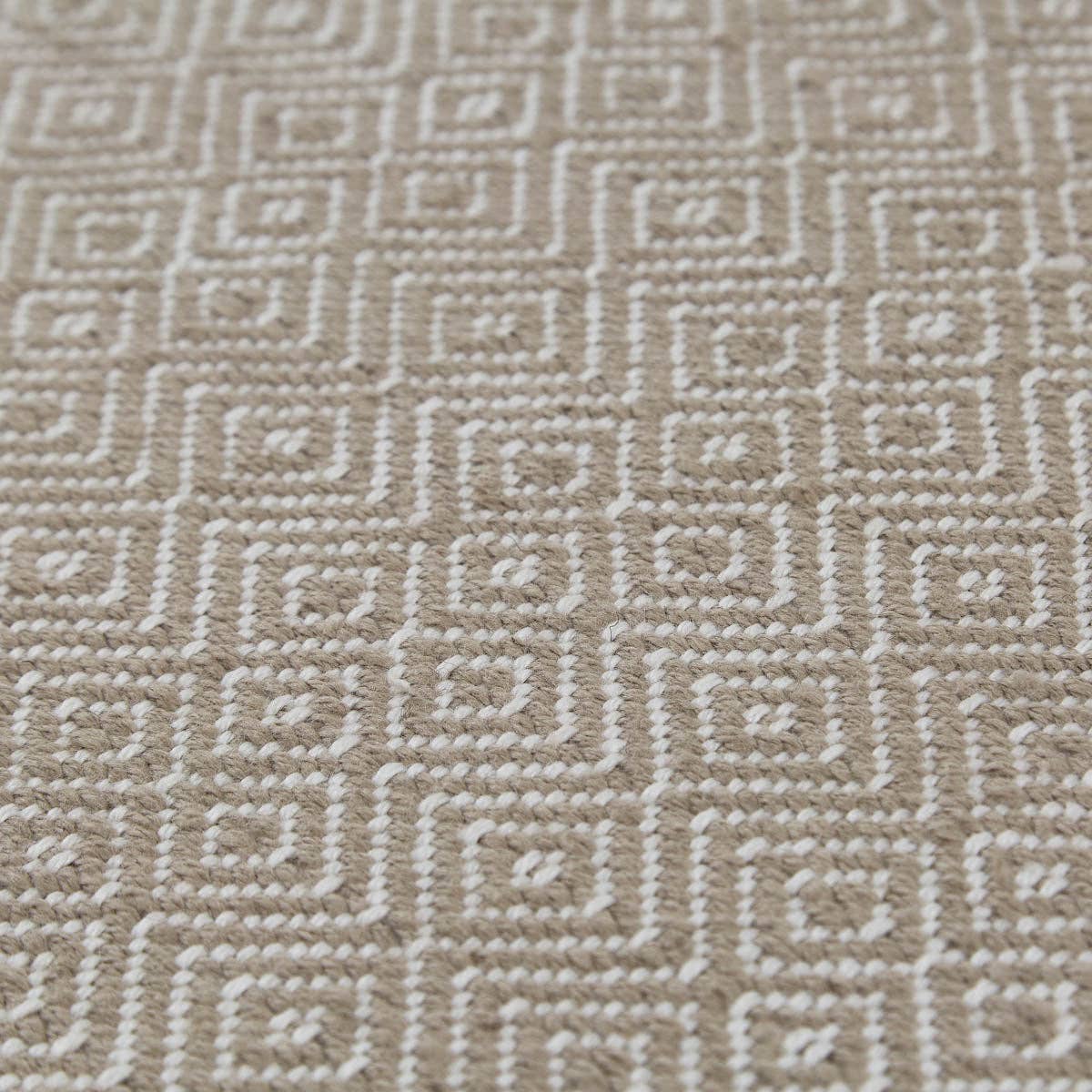 Chinchilla Diamond Rug