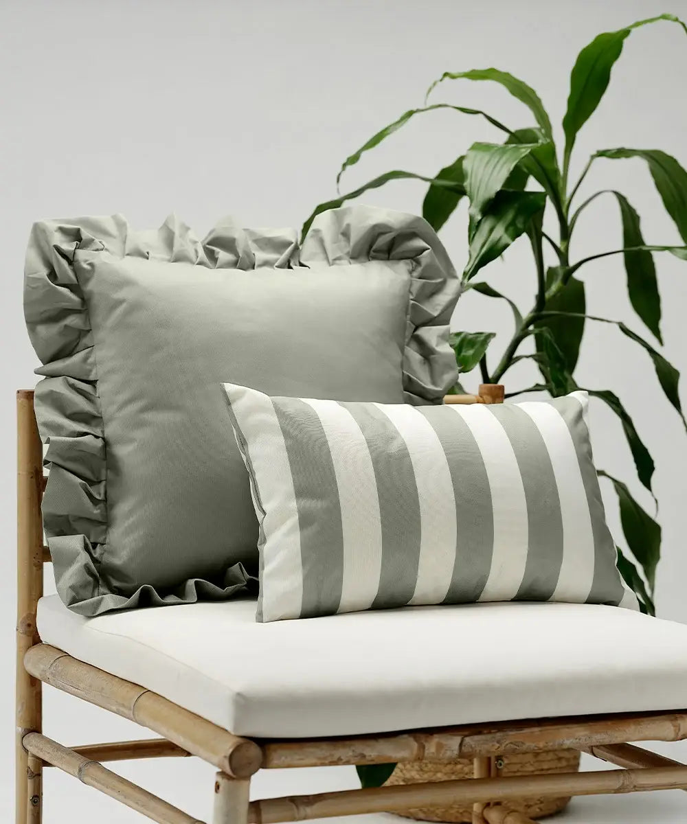 Outdoor Pillow Ruffle Green