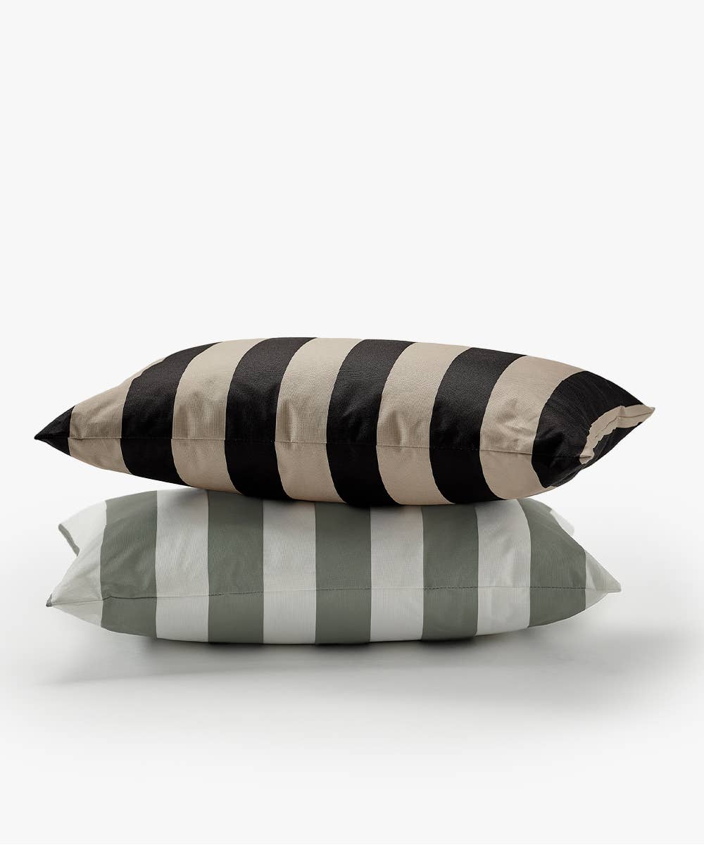 Outdoor Pillow Green/White